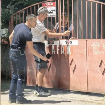 Сред клаксони и бързане: Един шофьор напомни какво значи да си човек