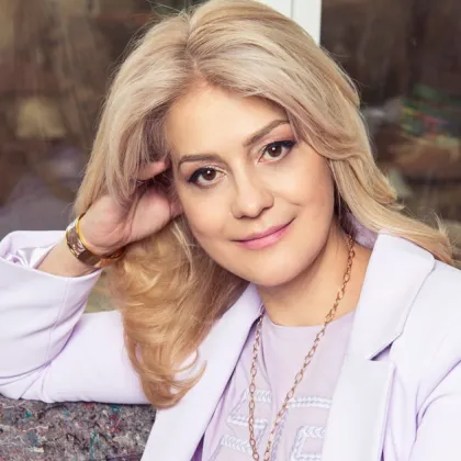 Глобиха шефката на НДК за конфликт на интереси