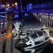 Нощен екшън в Асеновград: Автомобил е смазан до неузнаваемост след тежък удар СНИМКА