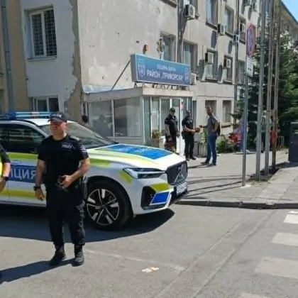 Седем арестувани след акция в кметството на район &bdquo;Приморски"