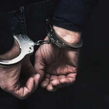 37 годишен мъж е задържан след като е нанесъл порезна рана