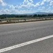 Тир разби мантинелата край Диканя преди месеци. Защо участъкът още буди въпроси?