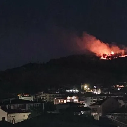Голям пожар пламна в Айтос