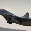 Български изтребител съпроводи пътнически самолет в небето над страната
