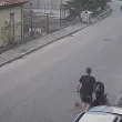 Бясна скорост, липсващ тротоар и две деца на сантиметри от трагедия ВИДЕО