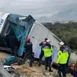 Тежка катастрофа с автобус в Турция: Загина шофьор, 12 души са ранени