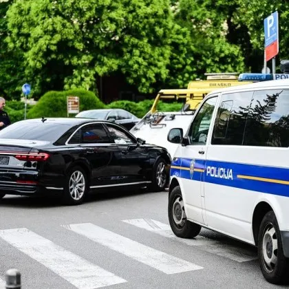 Бронираният автомобил с който се е придвижвал хърватският премиер Андрей