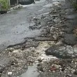 &bdquo;Честит нов асфалт": В Две могили май объркаха финалния слой с чернова СНИМКИ