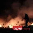Огромен пожар изпепели цех, щетите са огромни
