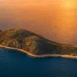 Продават райски остров в Гърция за цената на тристаен апартамент в Пловдив