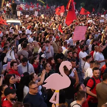 В Тирана се проведе пореден протест с искане за оставка