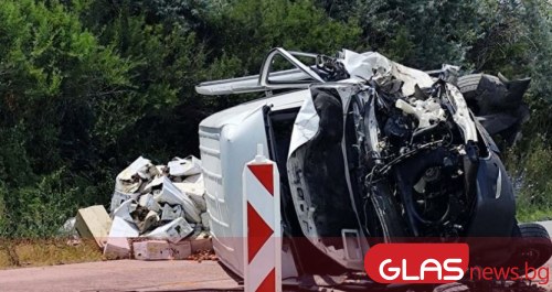 11-годишно момче е третата жертва от тежката катастрофа на магистралата