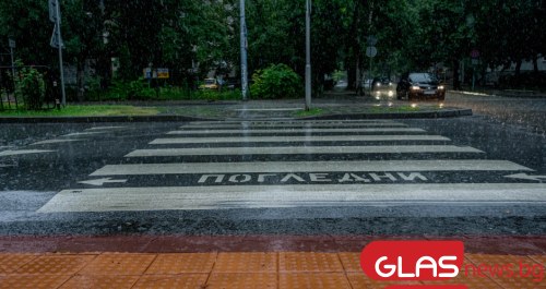 Преди обяд днес в югоизточните райони все още ще има
