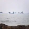 САЩ нанасят удари по Иран край Ормузкия проток