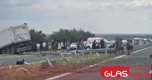 Тежка катастрофа е станала днес на автомагистрала Тракия“ при 311-ия