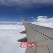 Дърпали 5 минути за краката мъжа, засмукан при инцидента на полет с RyanAir