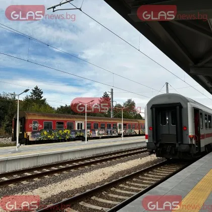 Без правостоящи до Варна и Бургас: БДЖ ограничи продажбата на билети