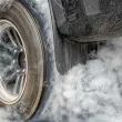 Дете пострада след дрифт на 20-годишен във Варна