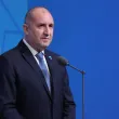 Радев отива на военния парад в Париж