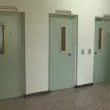 Спасиха блокирано в асансьор бебе