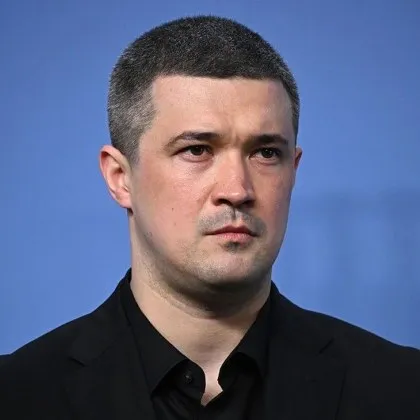 След призивите за уволнението му Сирски отговори на бившия военен министър