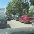 Дама с "Мерцедес" се намърда в насрещното на булевард в София ВИДЕО