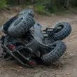 АТВ се преобърна в Правец, водачът е с опасност за живота