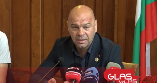 Пловдив продължава да се възстановява след силната буря, която в