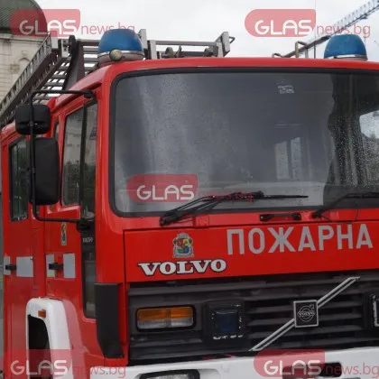 Огнеборците потушиха 112 пожара