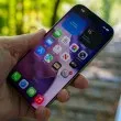 Жена открадна телефон, за да го подари на малкия си брат