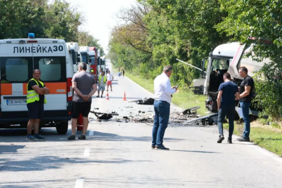 Четирима загинали в катастрофа на пътя Русе - Бяла