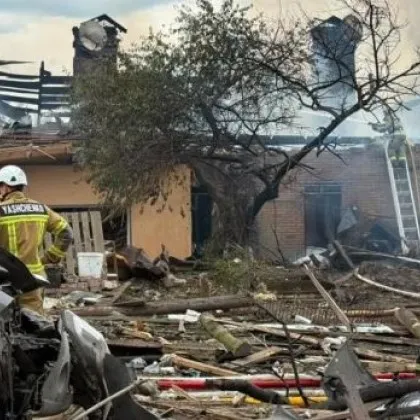 Балистична ракета удари полигон, загинаха 10 души - поне са 100 са ранени