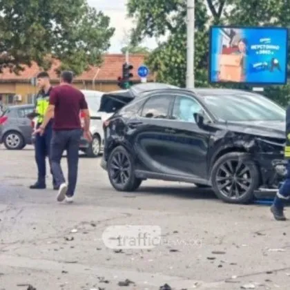 Меле в Пловдив! Щетите са сериозни, пристигнаха медици и огнеборци