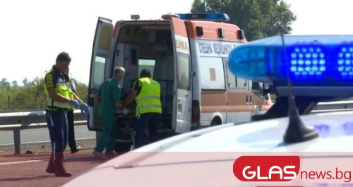 Двама младежи са пострадали при катастрофа на пътя Павликени –