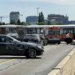 Автобус разкъса мантинела, препречи ключов булевард в столицата СНИМКА