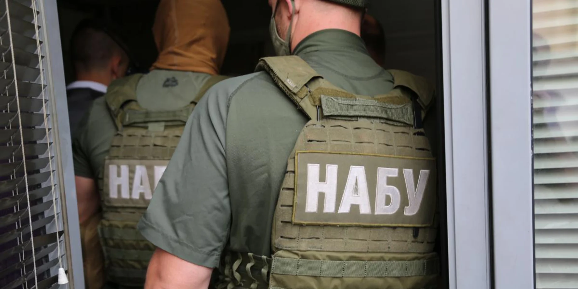 Скандал в Украйна: Разкриха кражба на милиони от дарения, организатор - топ дипломат