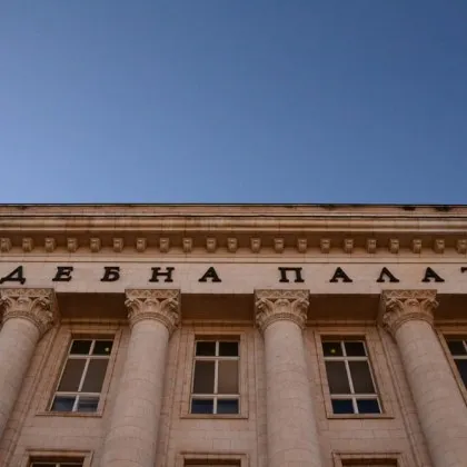Оставиха в ареста мъж, поръчал 100 грама кокаин през мобилно приложение