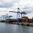 Варненски митничари предотвратиха митническа измама със стоки от Китай