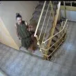 Среднощен кошмар в Сливен: Жена влезе във вход и вся ужас сред живеещите ВИДЕО