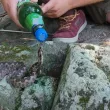 Мъж даде вода на пепелянка, видеото раздели мрежата