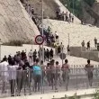 Журналистка с важен анализ на причините за щурма десетки хиляди мароканци срещу европейска Сеута