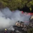 Български тираджия оцеля по чудо след челен удар в Гърция, камионът му изгоря напълно ВИДЕО