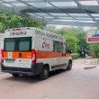 Младеж с електрическа тротинетка пострада след удар с автомобил на кръстовище