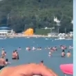 Дрон се взриви на плаж в руски курорт и уби най-малко седем души ВИДЕО