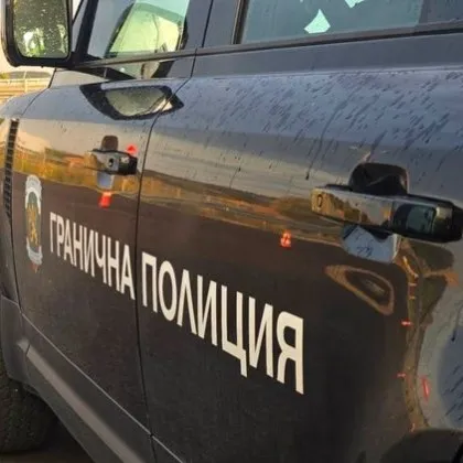 Блокадата край Ропотамо: Испанци спретнали гонка с граничари, пострадаха