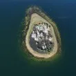 СНИМКИ с дрон показват острова на яз. Батак след пожара. Има ли задържани?