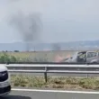 Кола пламна на АМ &bdquo;Тракия" край Ямбол СНИМКА