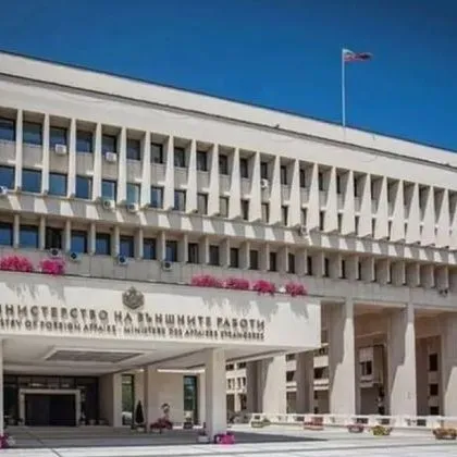 Българското МВнР отправи предупреждение заради опустошителния тайфун Делфин