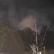 Пожар избухна край блок в София СНИМКИ