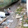 Пространство между училище и детска градина в Чирпан заприлича на сметище СНИМКИ